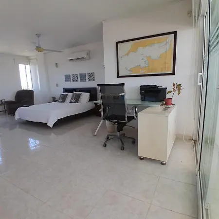 Habitación en casa particular Loft En La Boquilla